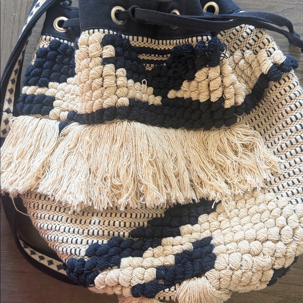 Hobo Woven Tassel Bag -Navy and Cream - Picture 2 of 5